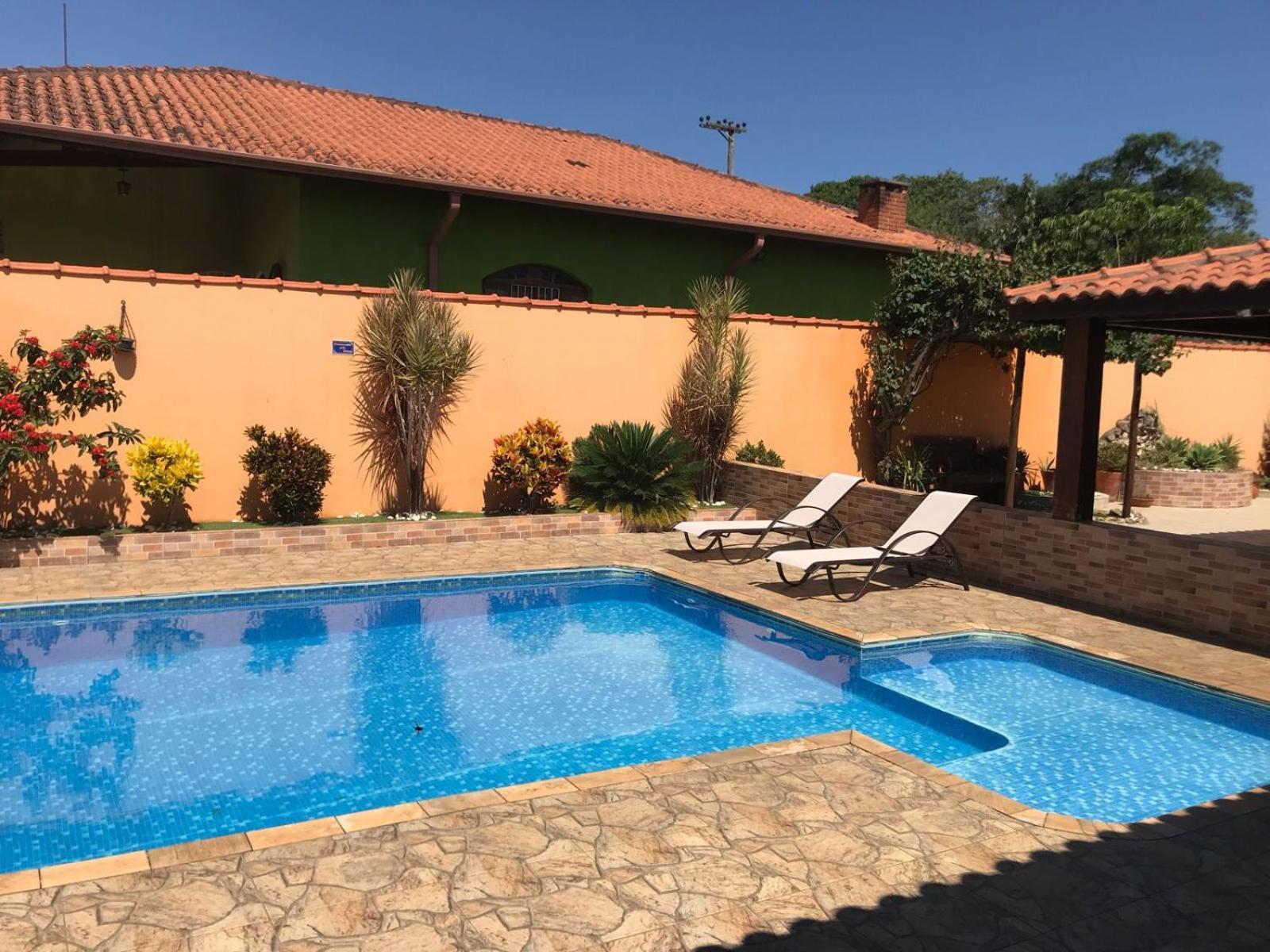 Chacara Bella Vida Com Piscina Churrasqueira Salao De Festas Fogao A Lenha Quadra Арасарігуама Екстер'єр фото